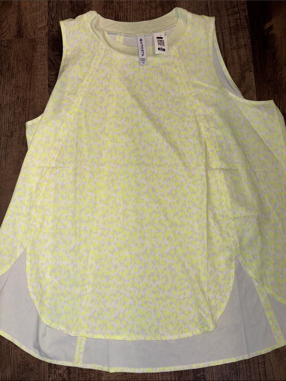 Athleta Neon Yellow Cheetah Camo Patterned Sleeveless Tank